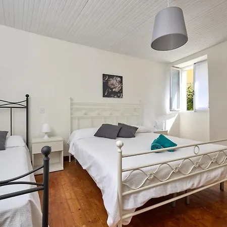 Casa Anna Malcesine, Vivi Il Borgo Di Cassone! *